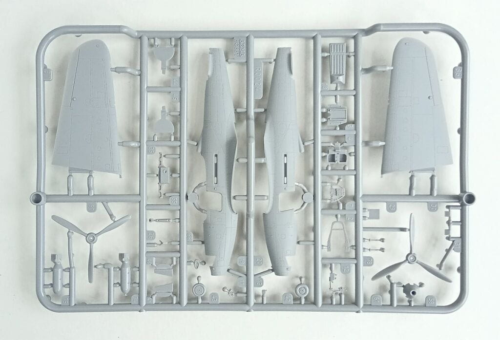 Arma Hobby 1:72 scale P-39N Airacobra 70056 scale model kit