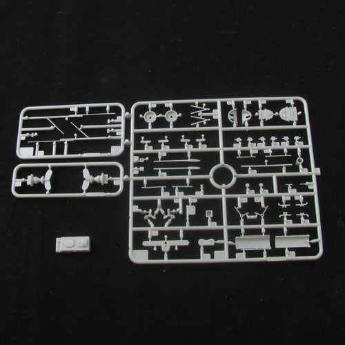 Bronco 1:350 scale Chih Yuen - IMPERIAL CHINESE BEIYANG FLEET PROTECTED CRUISER BRNB 5018