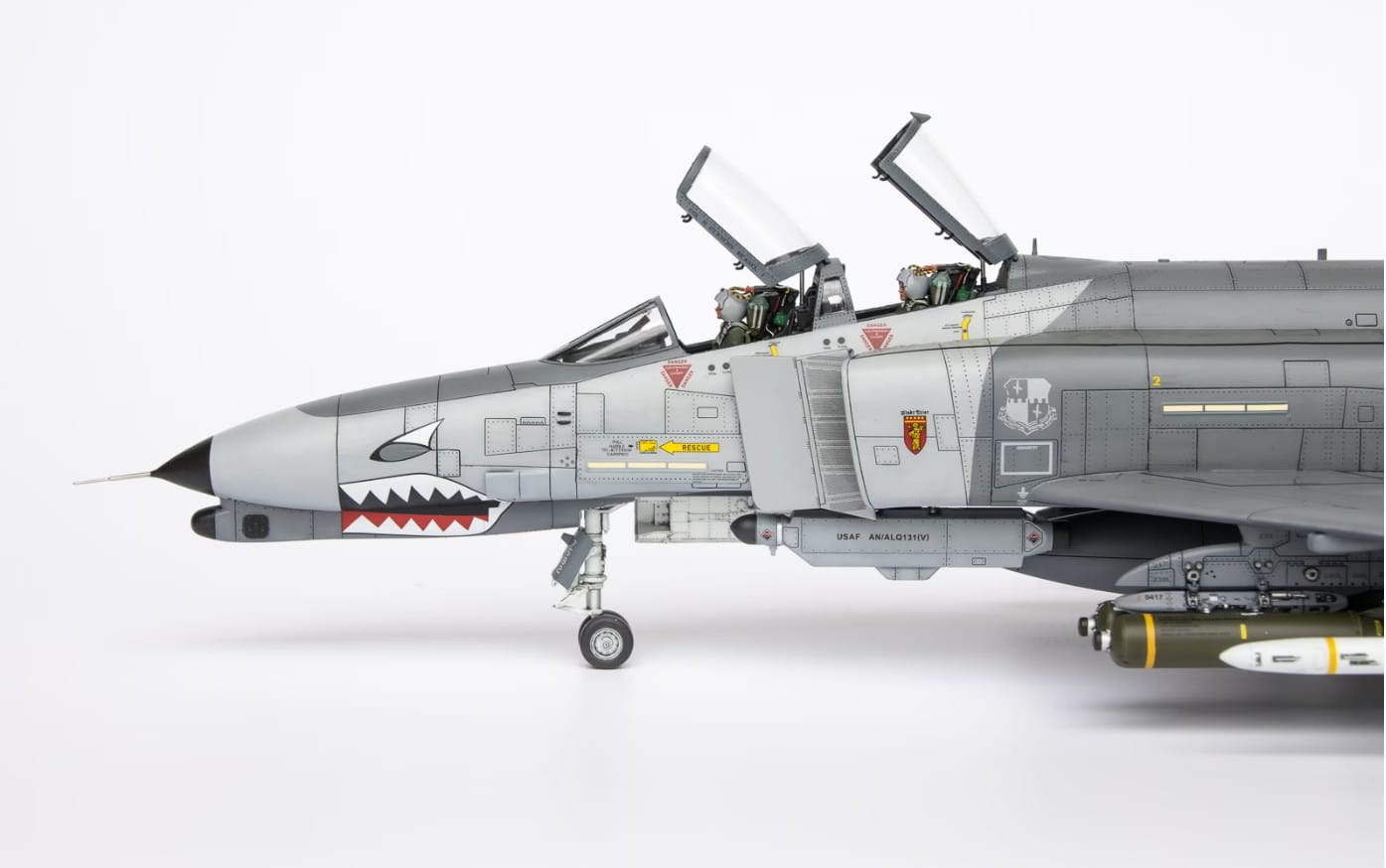 Meng Model 1/48 Scale McDonnell Douglas F-4G Phantom II Wild Weasel LS-015 Plastic Model Kit NZ Stock
