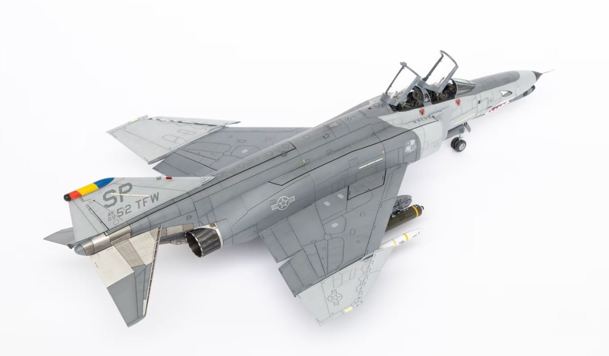 Meng Model 1/48 Scale McDonnell Douglas F-4G Phantom II Wild Weasel LS-015 Plastic Model Kit NZ Stock